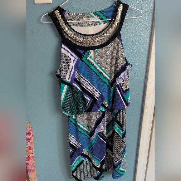 Sandra darren Geometric Patterned Sleeveless Dress - Picture 2 of 6